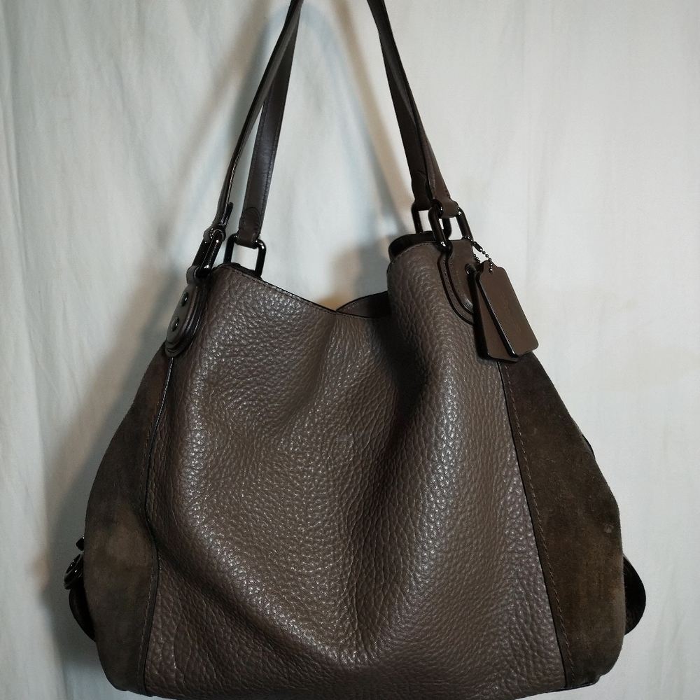 Coach Edie 42 Shoulder bag